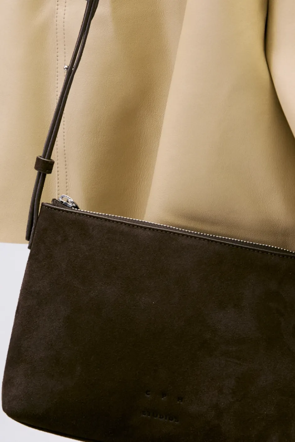 CPH BAG 7 recycled suede chocolate