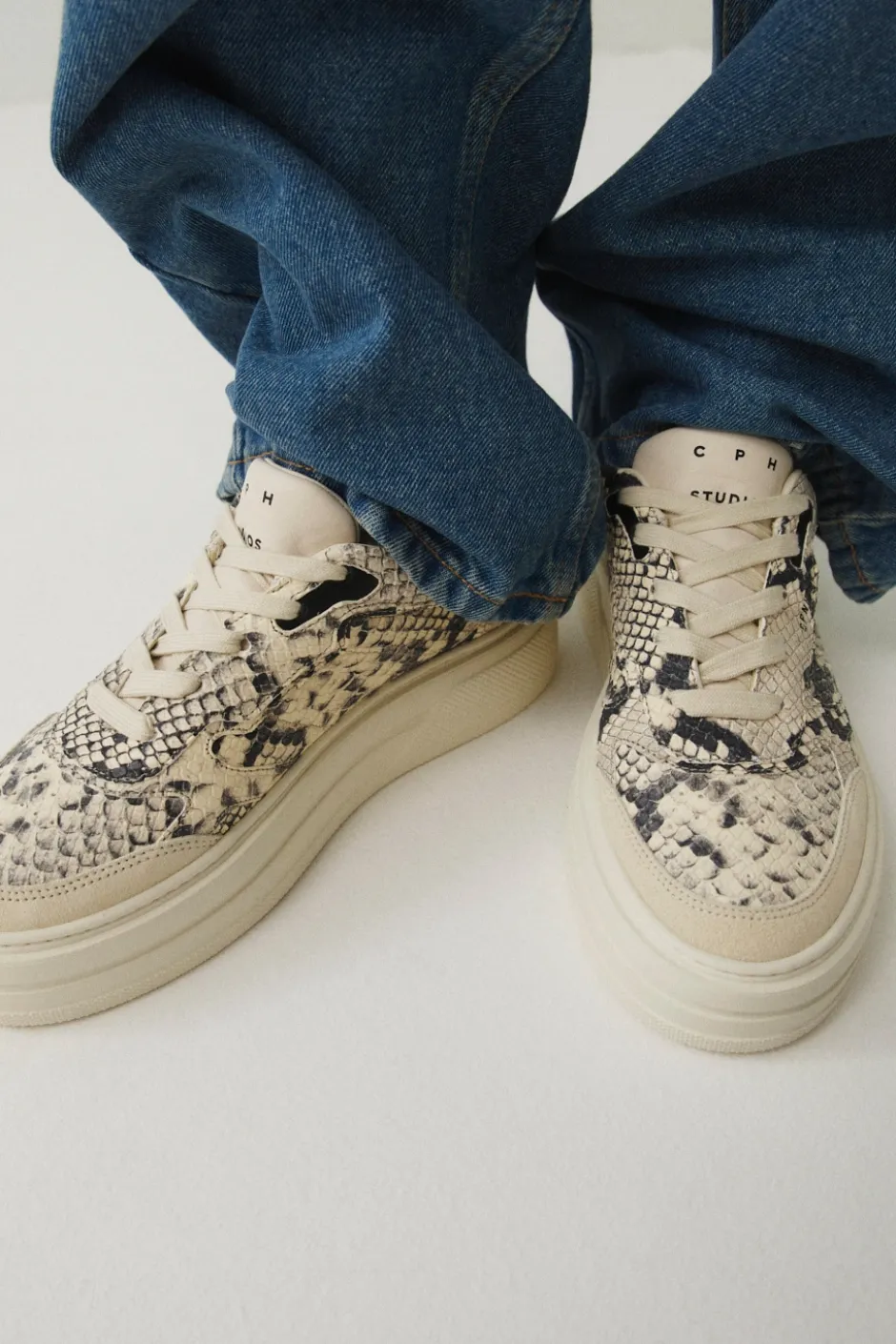 CPH191 leather mix snake cream