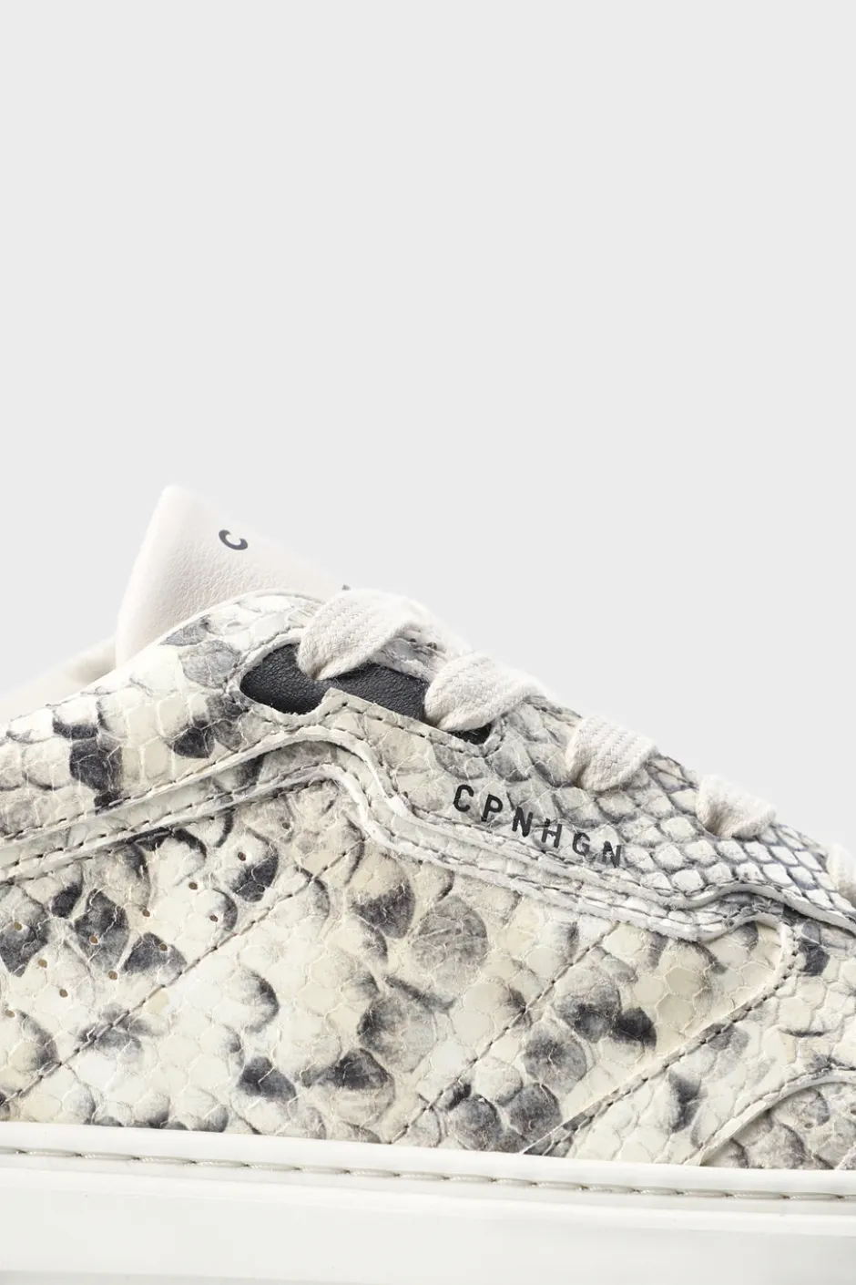 CPH191 leather mix snake cream