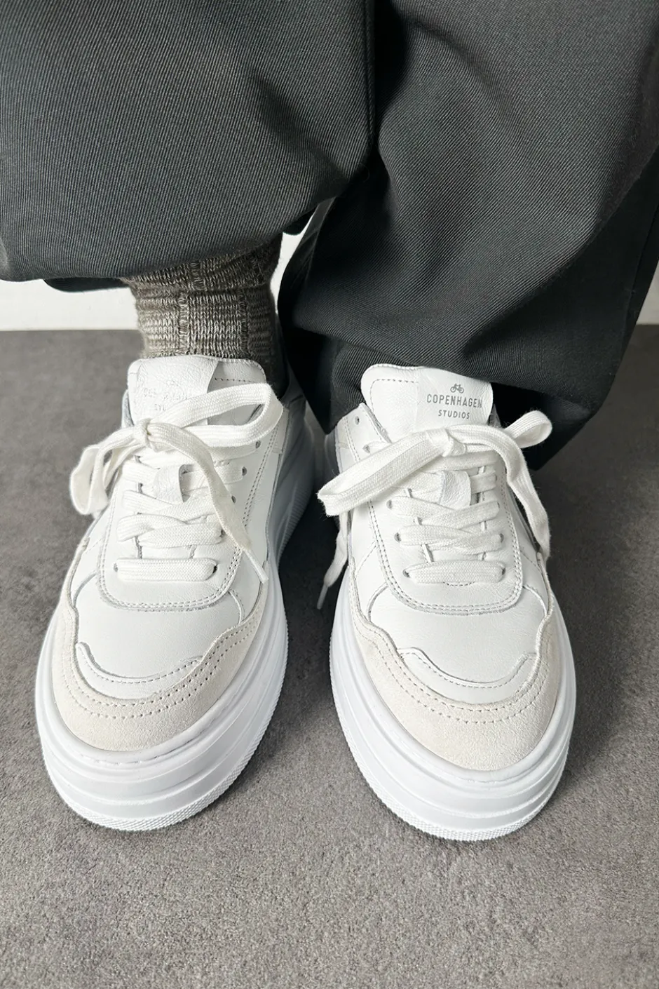 CPH189 leather mix white