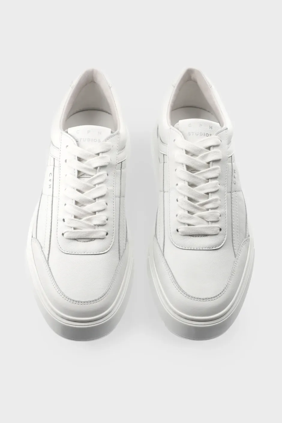 CPH615M leather white