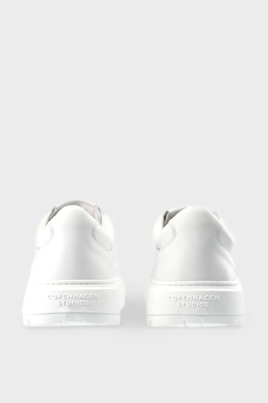 CPH615M leather white