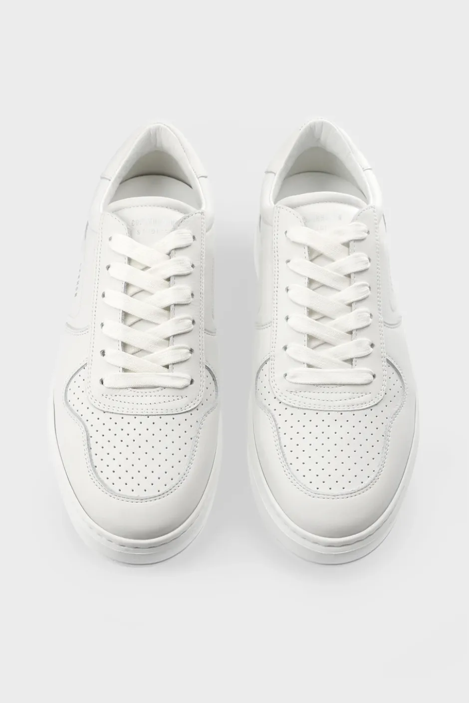 CPH77M leather white